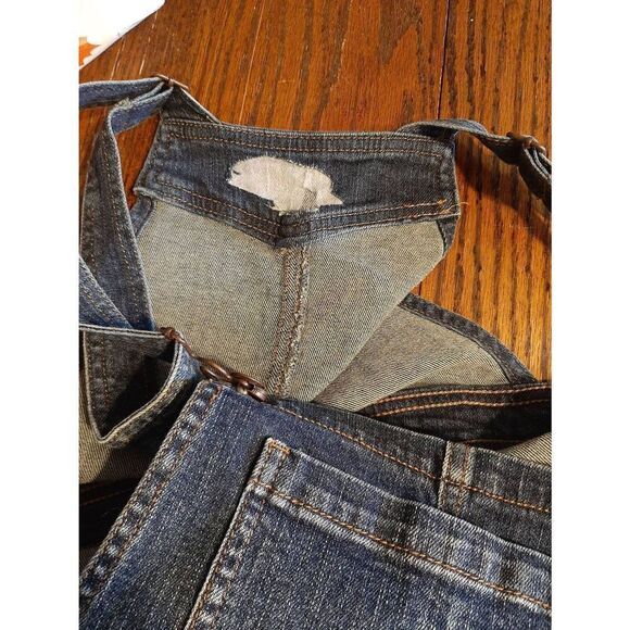 Jr Juniors Large 11/13 Blue Denim Bib Overall Shorts Raw Hem Blue Jean - Picture 5 of 5